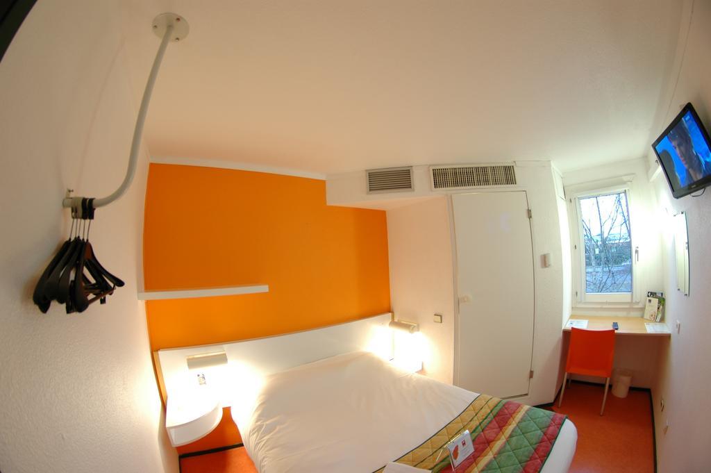 Hotel Eco Relais - Pau Nord Lons Kamer foto